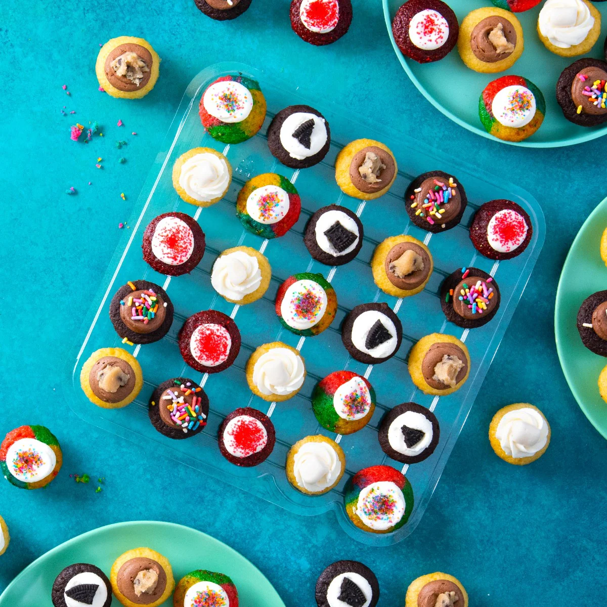 Gluten-Free Pisces Cupcakes 25-Pack - Image 3